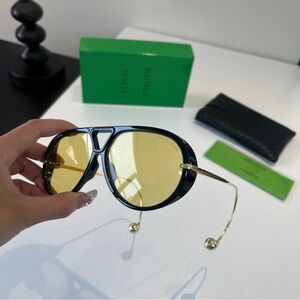 😎💛Bottega Veneta Aviator Sunglasses Black Gold Yellow Lenses